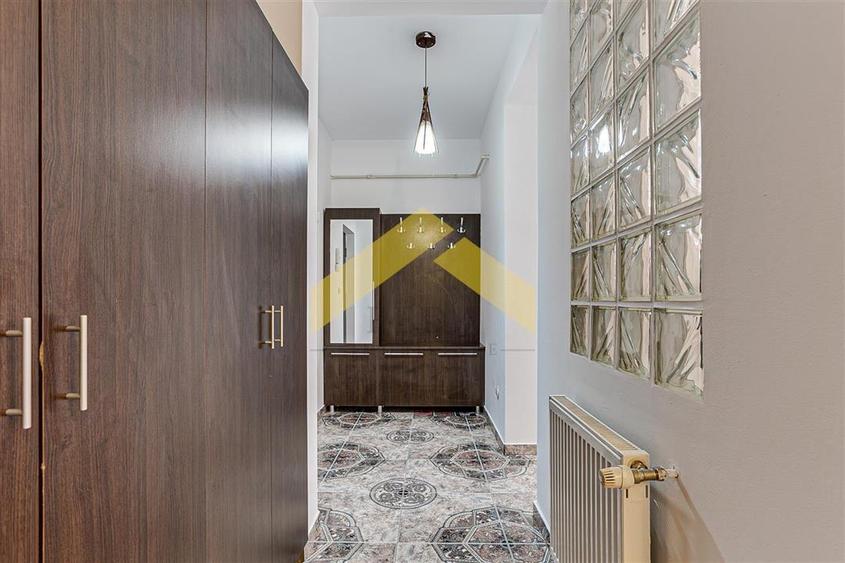 Apartament cu 2 camere semidecomandat, mobilat în UTA