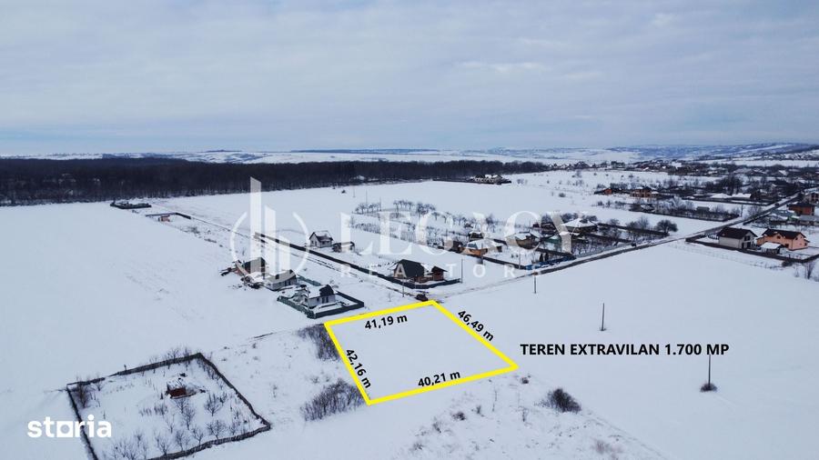 Teren de 1700 mp, în Miroslava