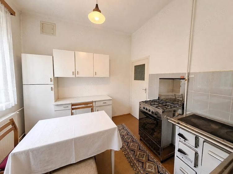 Casă cu 3 camere cu Teren 330 Mp în Lunei