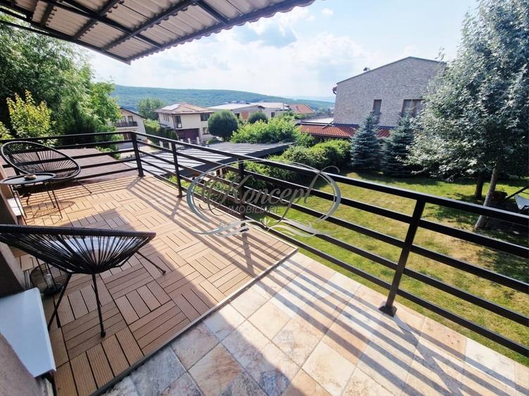 Casă individuală cu 5 camere cu Canalizare în Europa