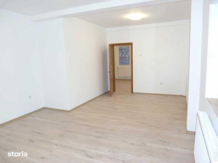 Casă cu 4 camere în Scheiu de Jos
