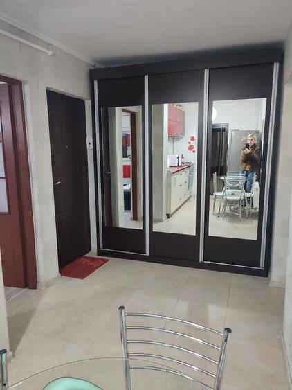 Apartament cu 2 camere decomandat în Exterior Vest