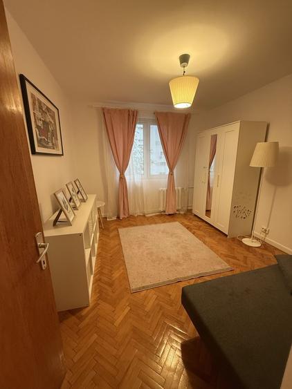 Apartament cu 3 camere decomandat în Basarabia
