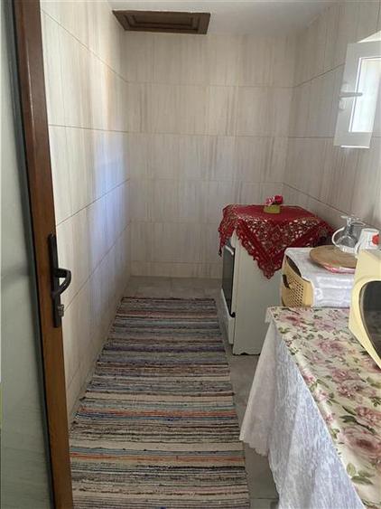 Casă individuală cu 4 camere cu Canalizare în Tătaru