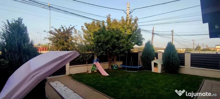 Casă cu 4 camere cu Teren 345 Mp în Malu Mare