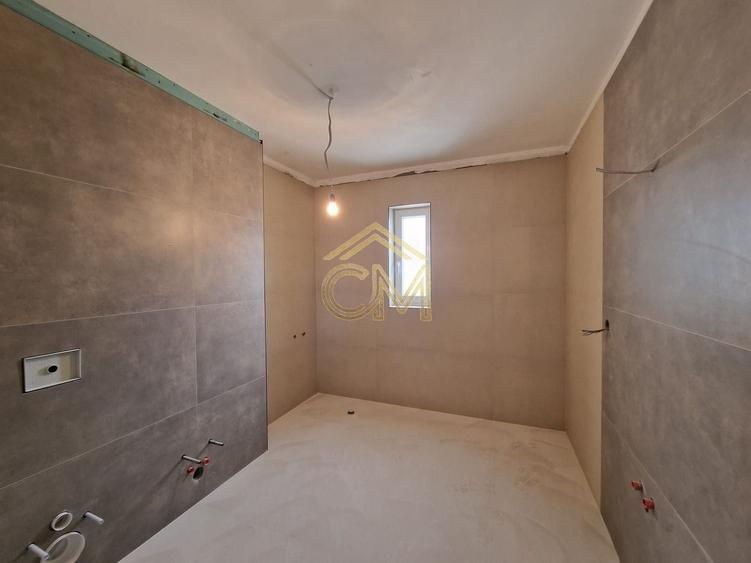 Duplex cu 4 camere cu Canalizare în Rășinari
