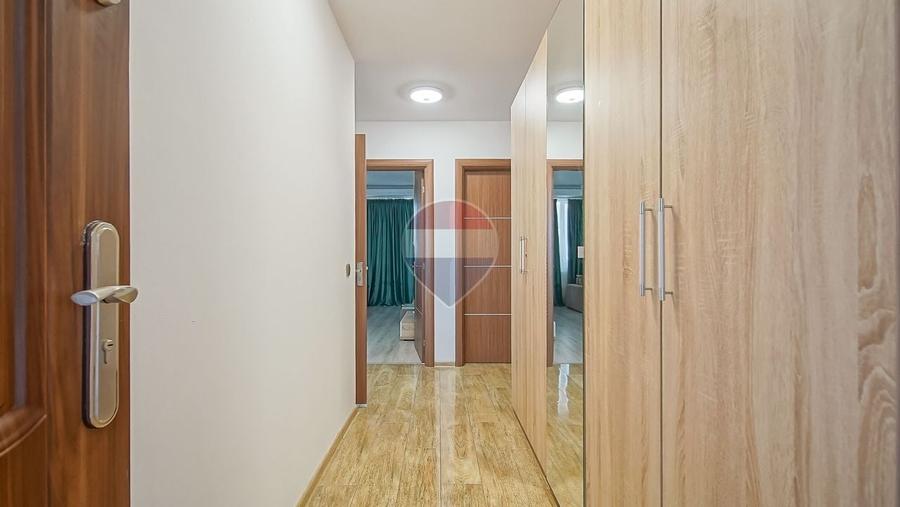 Apartament cu 2 camere decomandat, mobilat în Tractorul
