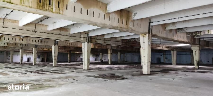 Spațiu comercial, de 1,450 mp, în Central