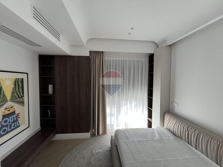 Apartament cu 3 camere decomandat, mobilat în Iancu Nicolae