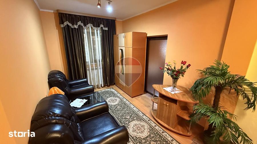 Casă cu 5 camere cu Teren 529 Mp în Bolotești