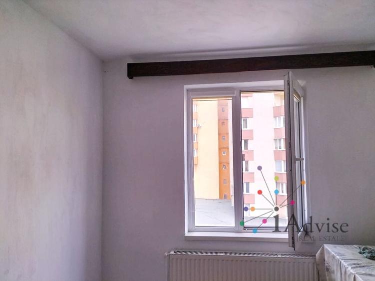 Apartament cu 3 camere decomandat în Griviței