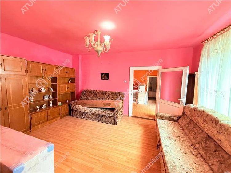 Casă individuală cu 3 camere cu Canalizare în Lazaret