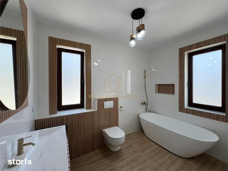 Casă cu 4 camere cu Teren 425 Mp în Valea Borcutului