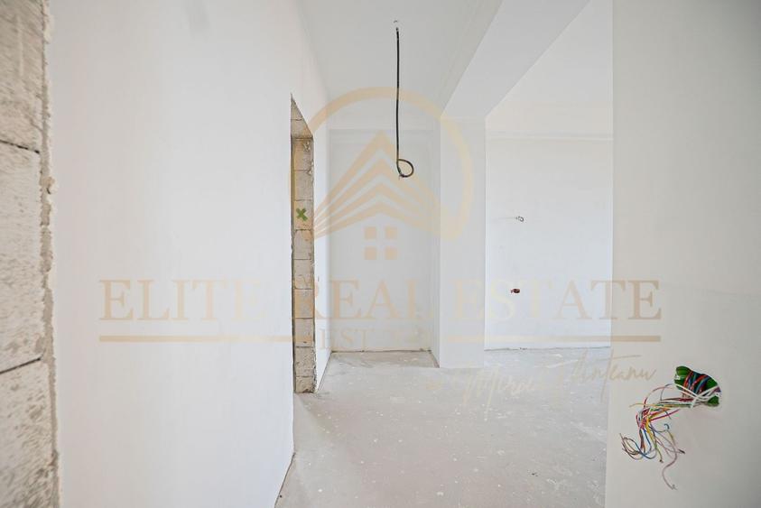 Apartament cu 3 camere decomandat în Km 5