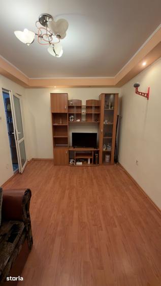 Apartament cu 2 camere în Micro 6