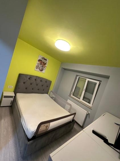 Apartament decomandat, 2 camere și balcon închis, etaj 4  zona Dâmbovița - 7