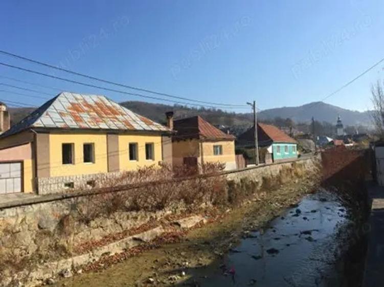 casa de vanzare in Abrud - 3