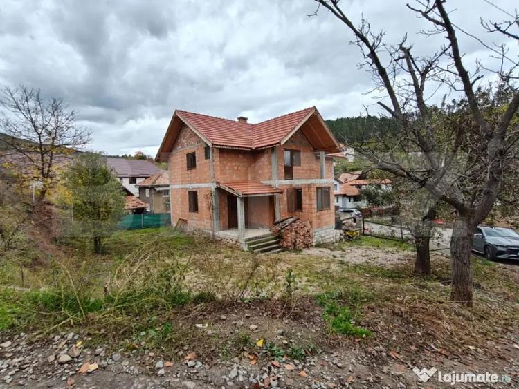 Casa individuala la rosu, 150mp, 500eurp/mp, Agarbiciu - 4