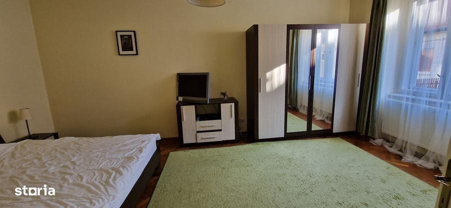 Apartament cu 2 camere nedecomandat în Cristian