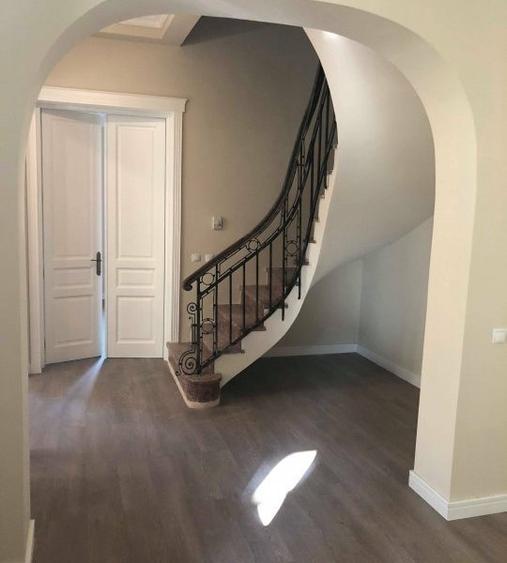 Zona Unirii - Parcul Carol vila 8 camere disponibila pentru inchiriere - 3