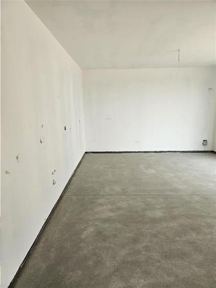 Spatiu 650 mp - Showroom Comercial - Depozitare - 4