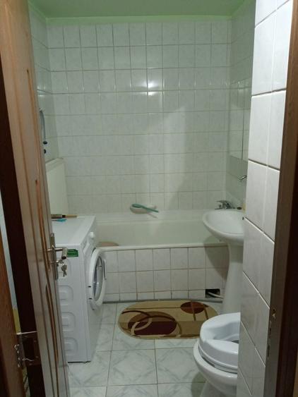 DE VANZARE apartament zona stadion 1 - 6