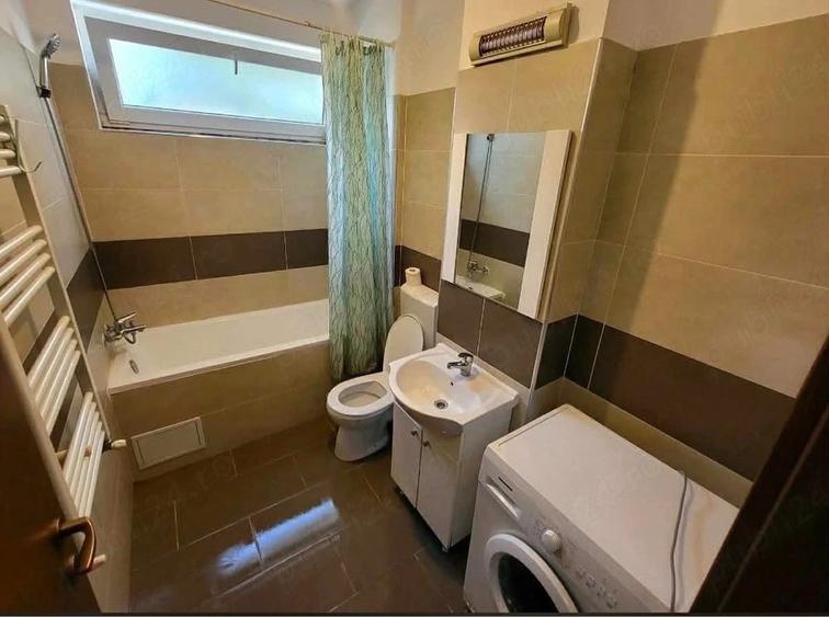 De inchiriat apartament 2 camere - 4