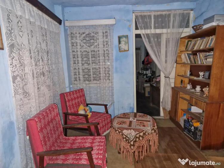 Casa veche cu teren generos sat Mogo?e?ti, com. Satu - 11