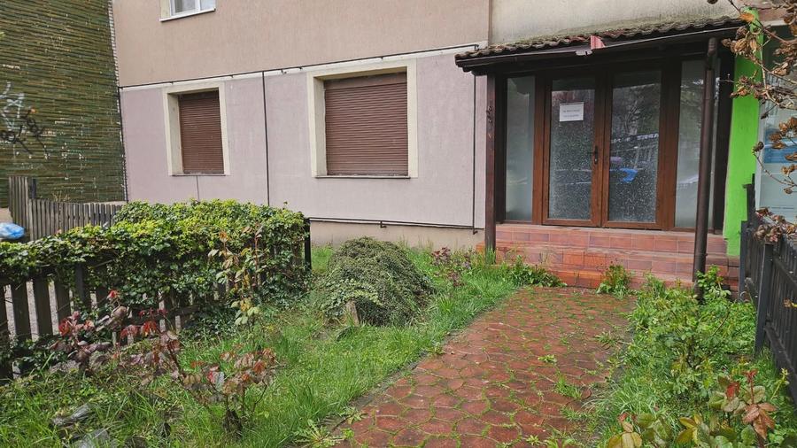 Apartament 3 camere Calea Bucuresti ,acces stradal 137000 Euro - 3