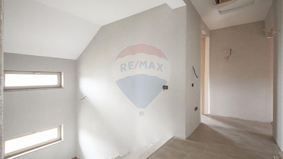 COMISION 0%! Casă noua cu 5 camere de vânzare in Tarlungeni - 8