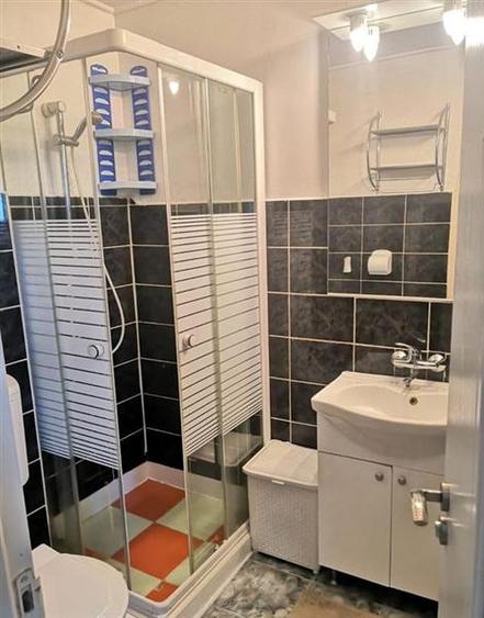 Garsoniera, Piata Victoriei, - 4