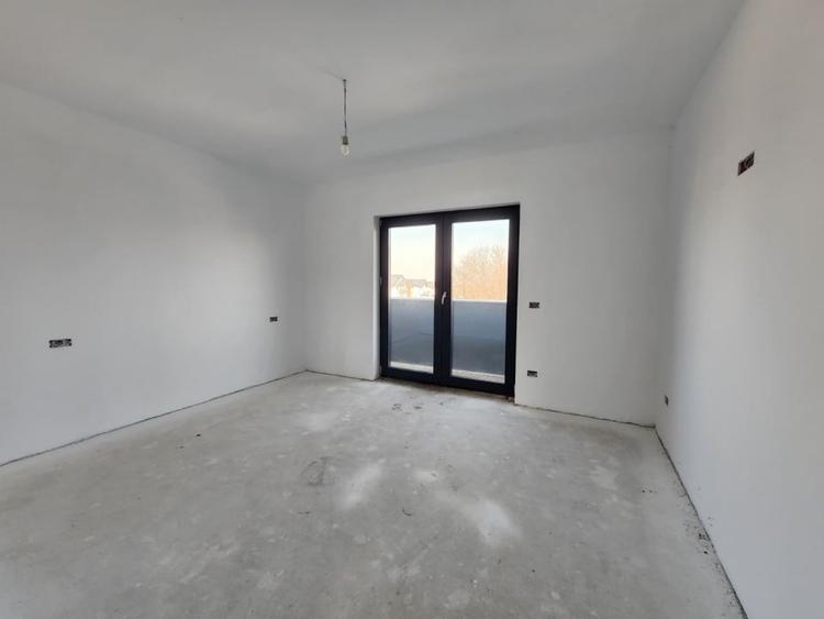 CASA CU 5 CAMERE, CAPAT CUG-VALEA ADANCA - 10