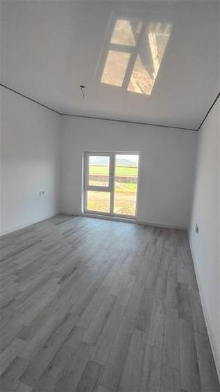 Casa individuala Tarlungeni, cartier Izvor, Brasov - 4