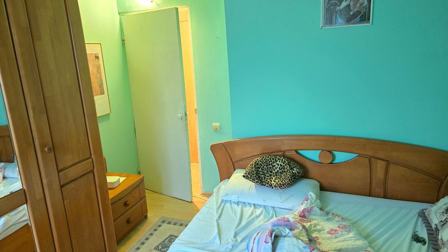 Vand apartament 3 camere semidecomandat in Deva, zona Micro 15, etaj 3, - 7
