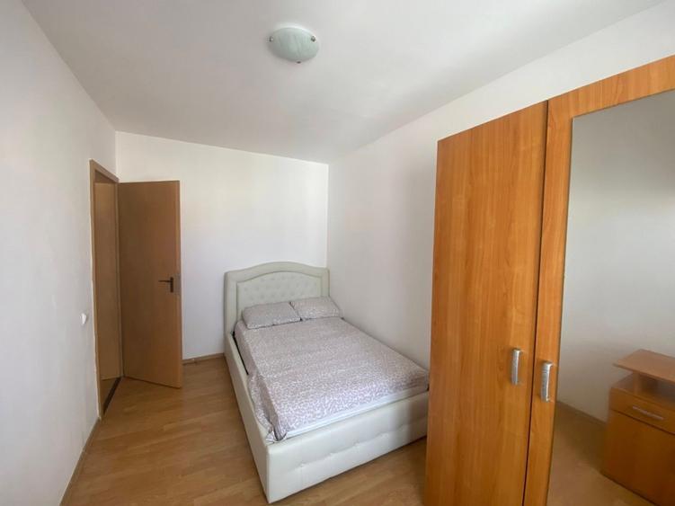 Apartament modest 2 camere de inchiriat zona Cedonia - Str Aleea Haiducului - 5