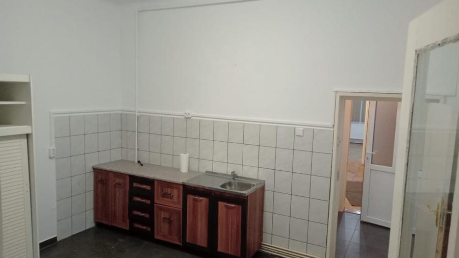 Casa cu 2 camere, suprafata de 70 mp, in zona Grivitei - 11