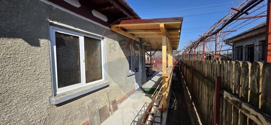 Casa renovata complet 3 camere de vanzare Crevedia 277mp teren - 10