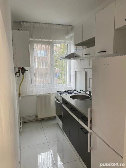 Inchiriez garsoniera - 2