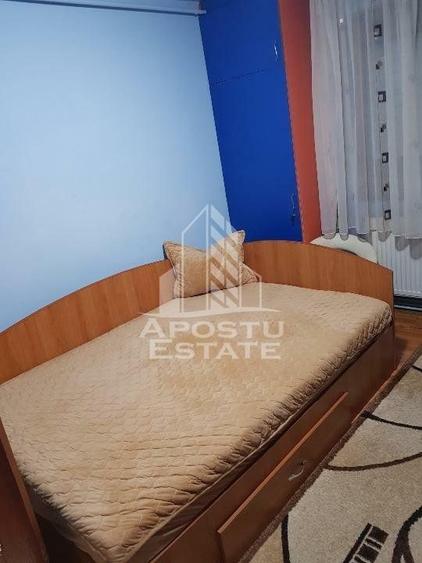 Apartament  cu 2 camere, decomandat, situat in  zona Iosefin - 8