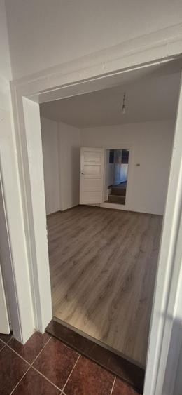 Inchirieri casa 2 camera - 5