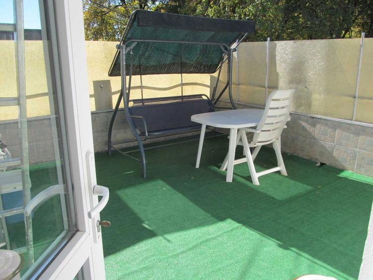 vand apartament central langa parc in pucioasa, 100 km de bucuresti - 3