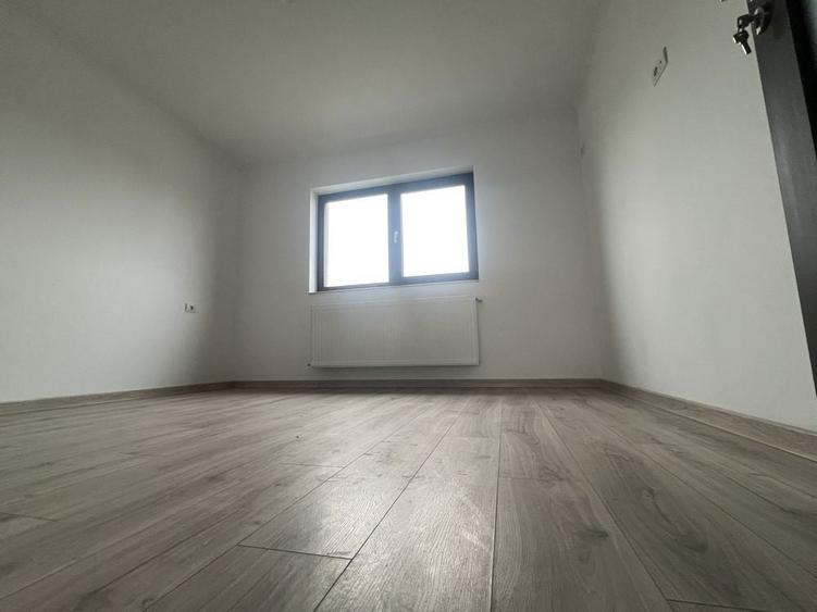 Casa moderna 4 camere 153 mp /curte 344 mp - 4