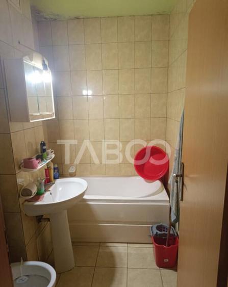 Garsoniera cat un apartament! 51 mp utili balcon 6 mp etaj 3 - 9