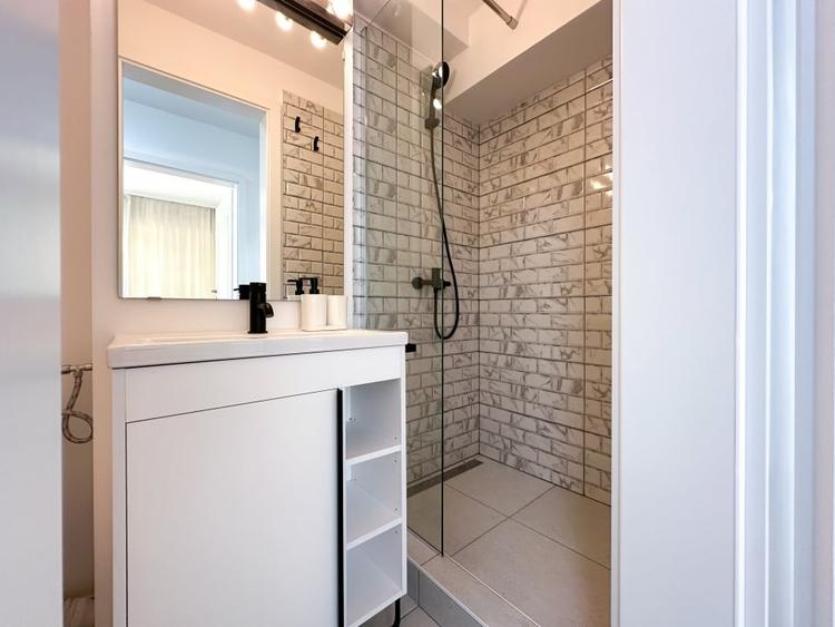 Cel mai scump dar si cel mai frumos 4 camere din Aparatorii Patriei - 5