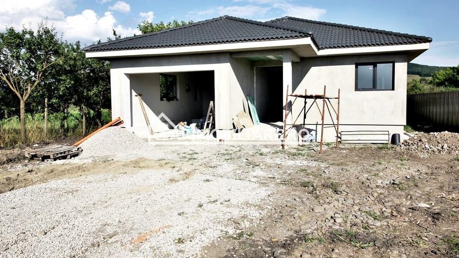 Casa 5 camere pe 1 nivel cu garaj si gard 176mp,1400mp teren - 11