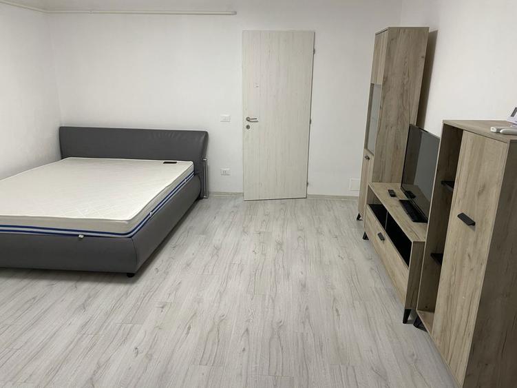 Garsoniera zona Grivitei - 1