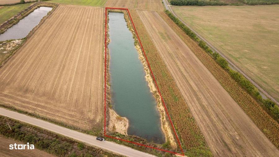 Teren extravilan Santau cu luciu de apa - 4