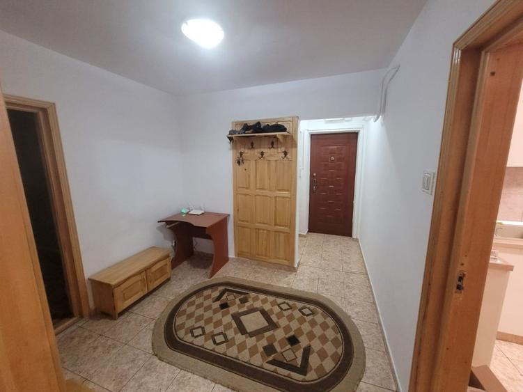 Apartament cu 3 camere, decomandat, zona Centru Civic - 7