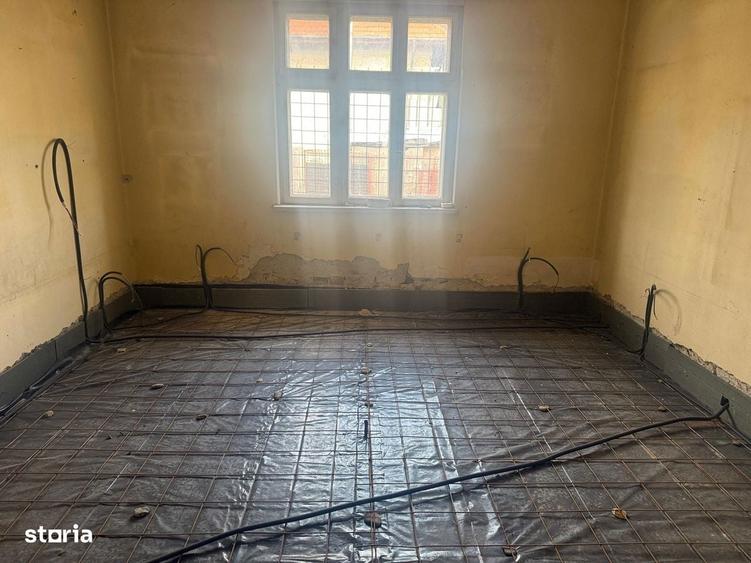 Vanzare teren 1111 mp+constructii, Targoviste, Liceul Carabela - 1