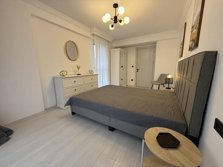 Apartament cu 2 camere decomandat, mobilat în Theodor Pallady